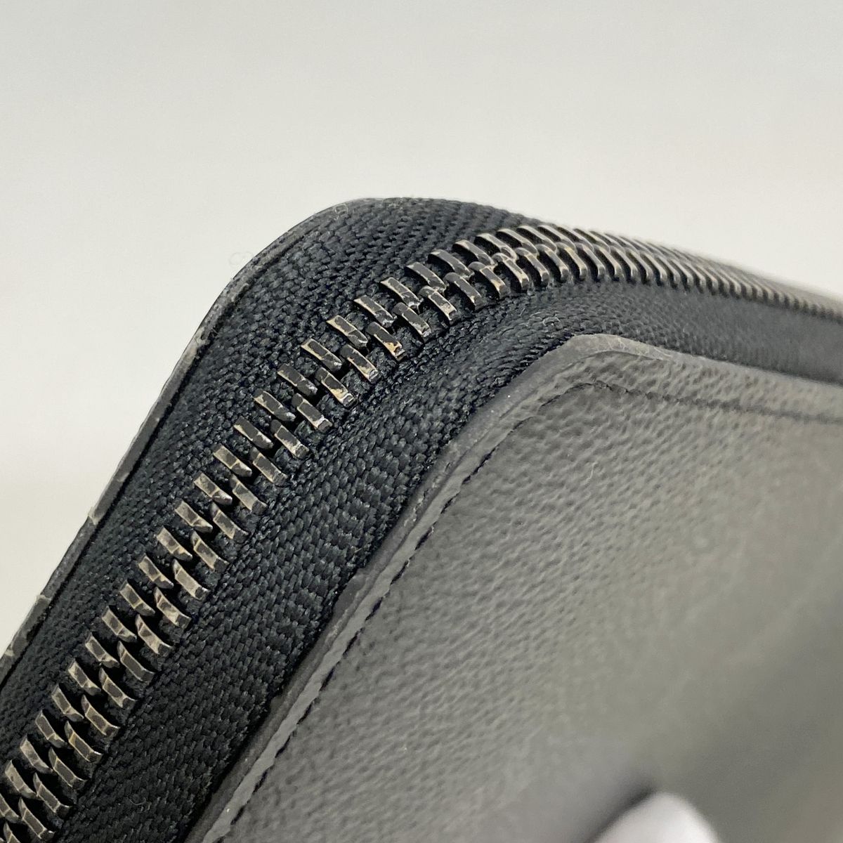 Louis Vuitton Wallet Monogram Midnight Zippy Horizontal Black — view 8