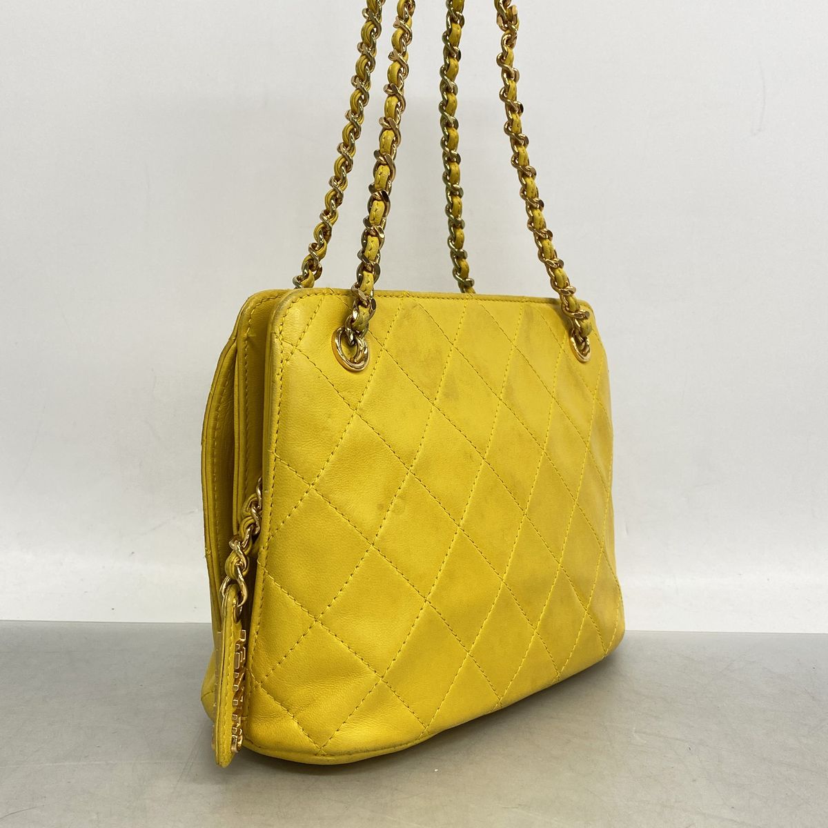 Chanel Handbag Quilted Lambskin Yellow Gold — view 2