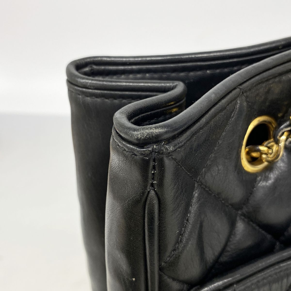 Chanel Shoulder Bag Quilted Lambskin Black Gold — view 7