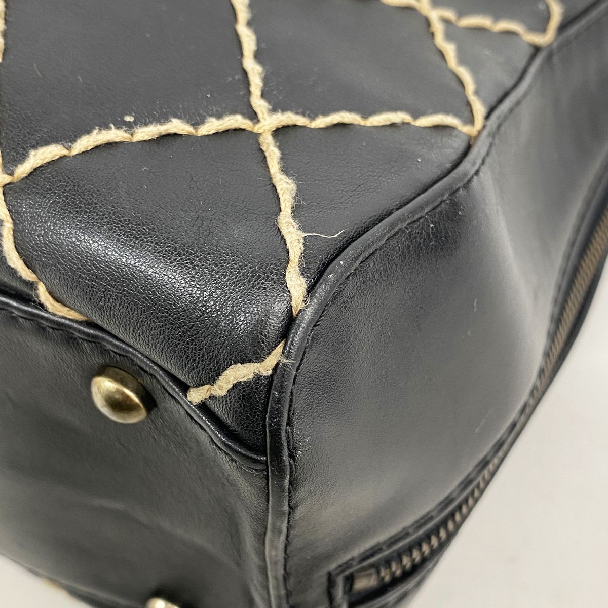 Chanel Handbag Wild Stitch Leather Black Gold — view 7