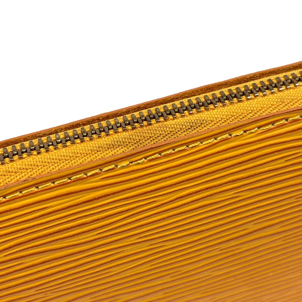 Louis Vuitton Pochette Accessoires Pouch Epi Yellow — view 5
