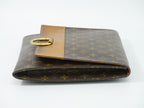 Louis Vuitton LV Pochette Iena Monogram Clutch Brown — view 4