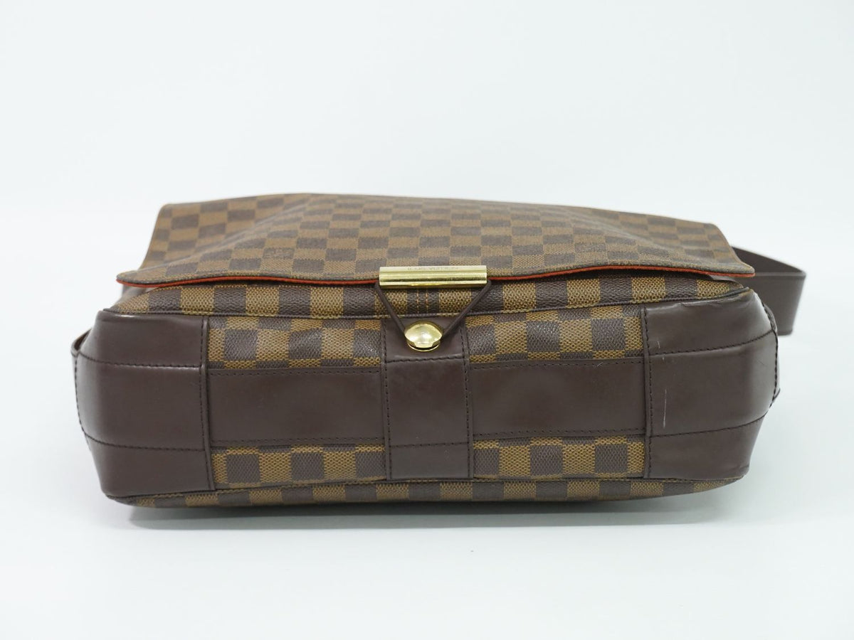 Louis Vuitton LV Bastille Damier Ebene Shoulder Bag Brown — view 3