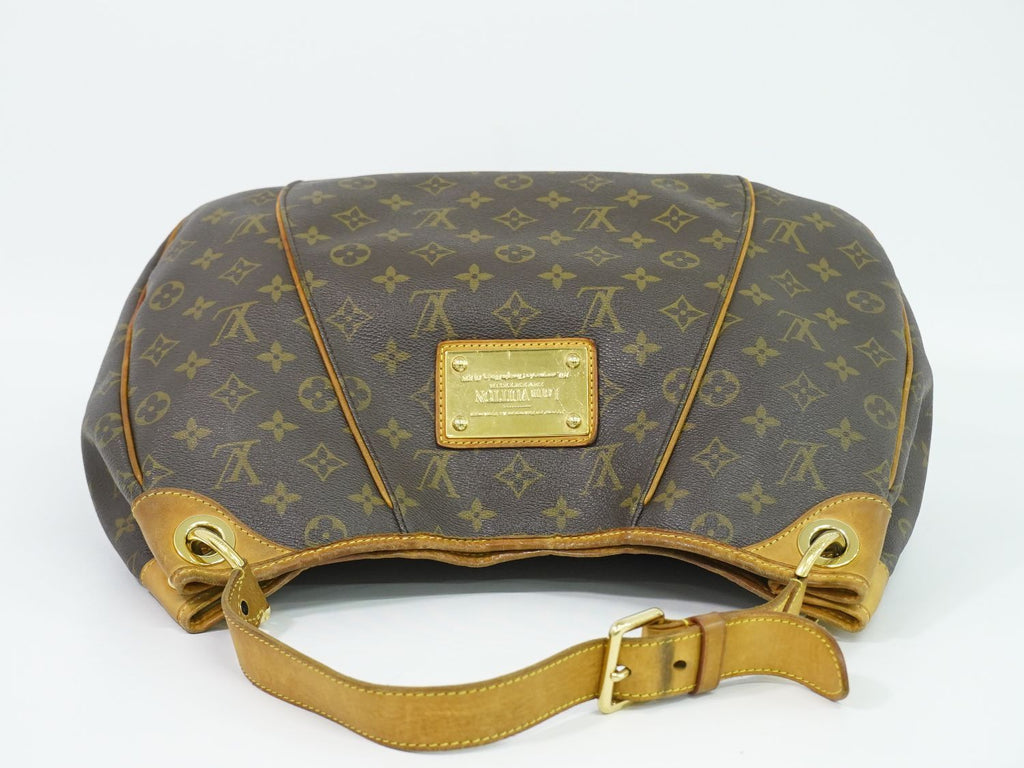 Louis Vuitton LV Galleria PM Monogram Shoulder Bag Brown — view 5
