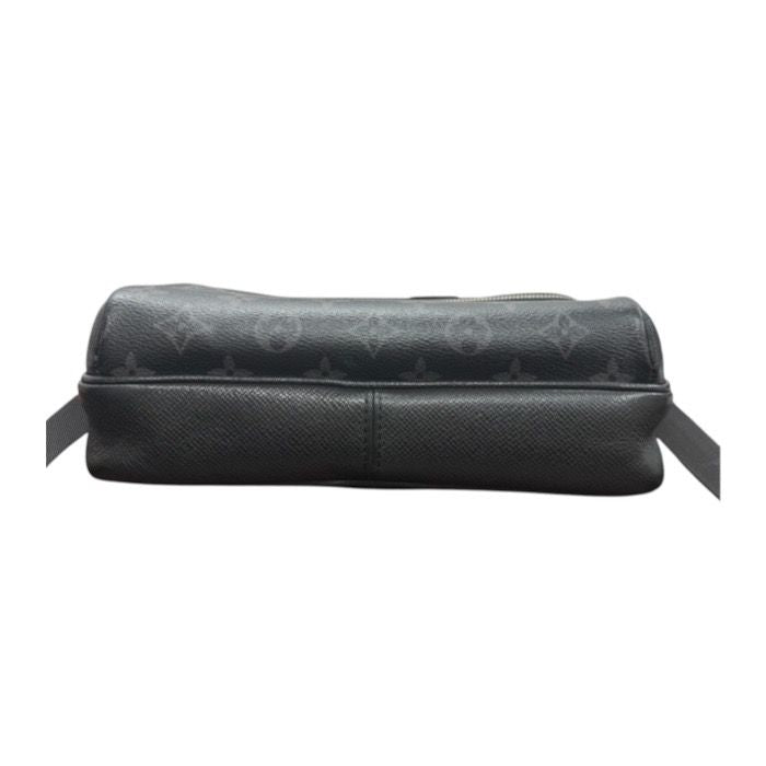 Louis Vuitton Monogram Black Silver Shoulder Bag — view 4