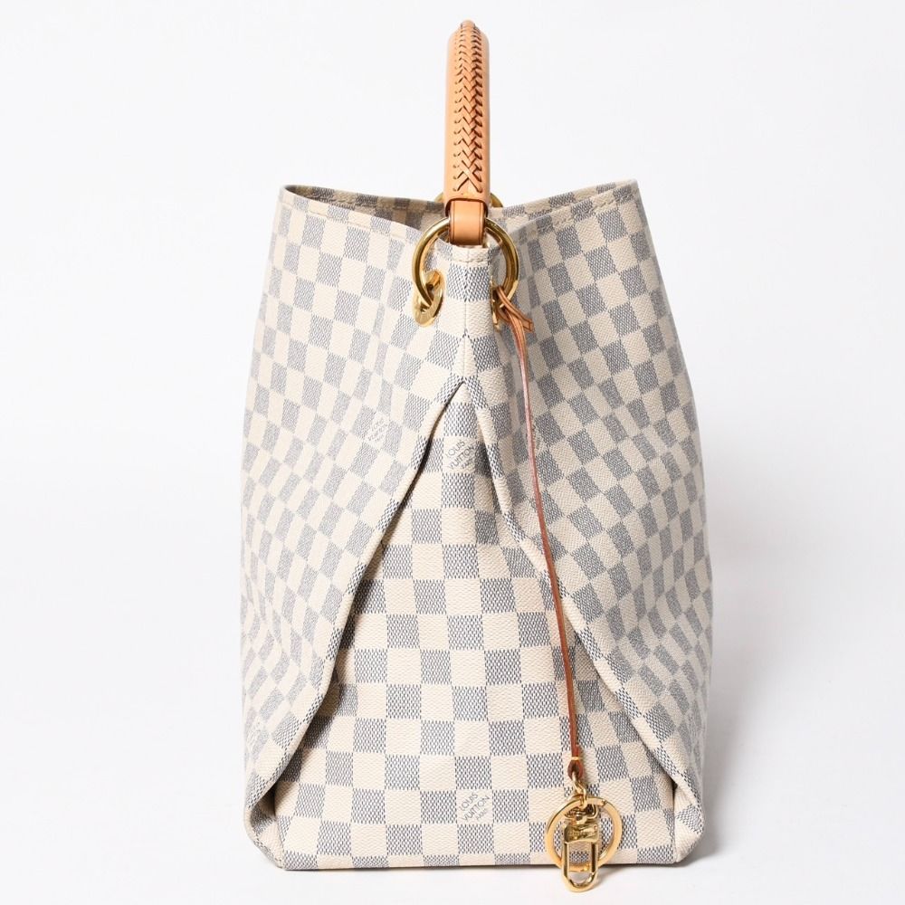Louis Vuitton Artsy MM Shoulder Bag Monogram Leather Gold — view 4