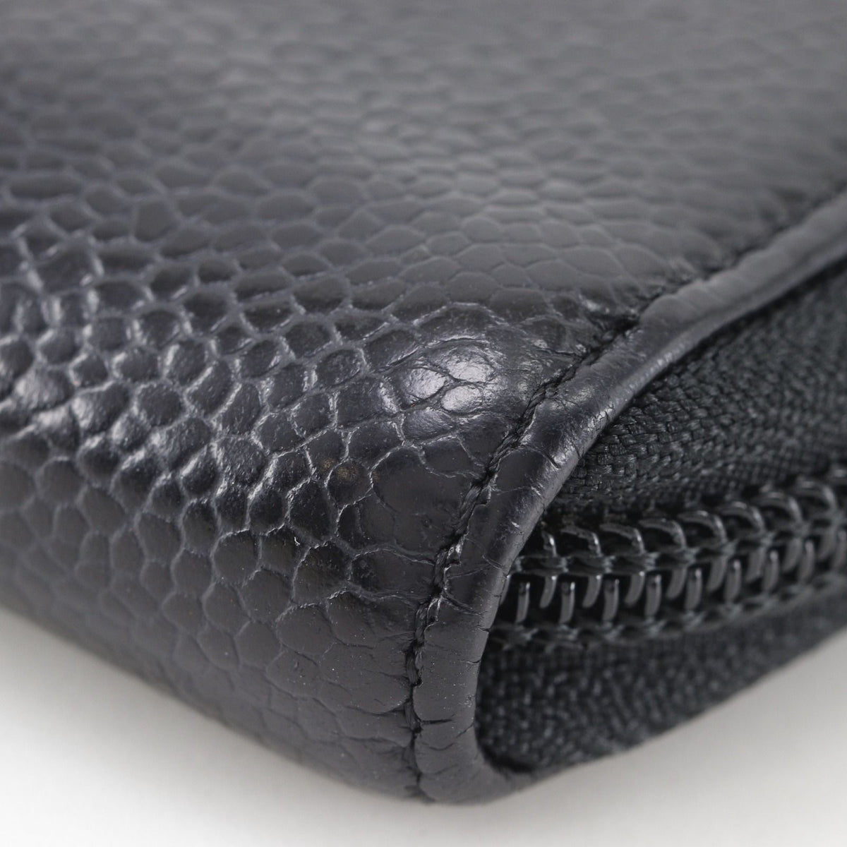 Chanel CC Logo Caviar Leather Black Wallet — view 4