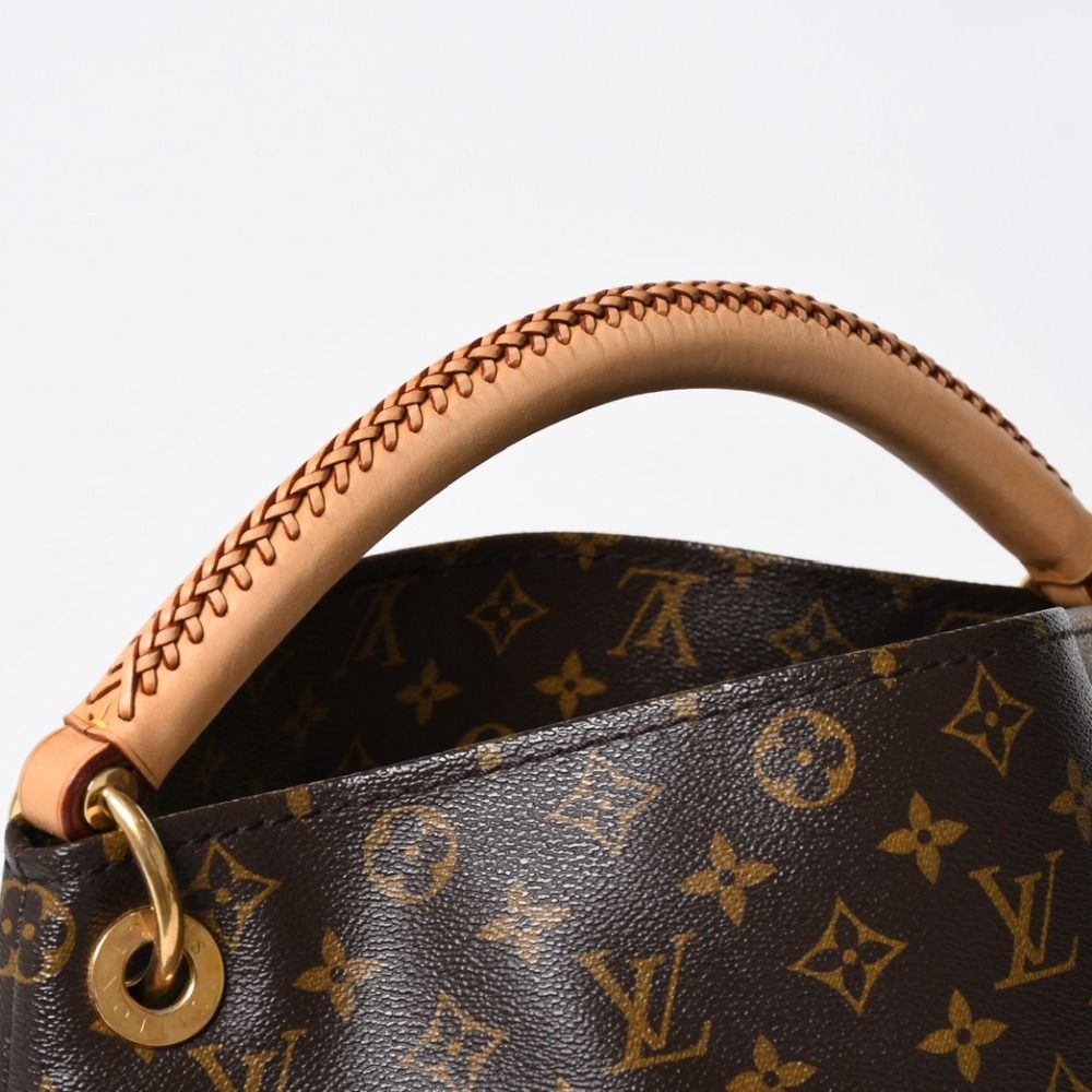 Louis Vuitton Artsy MM Shoulder Bag Monogram Leather Gold — view 6