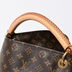 Louis Vuitton Artsy MM Shoulder Bag Monogram Leather Gold — view 5