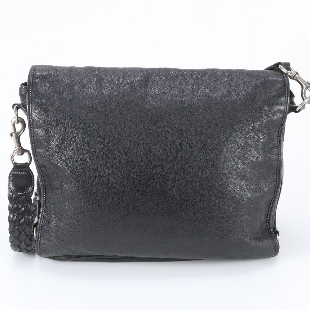 Gucci Crest Leather Shoulder Bag Crossbody Messenger Business — view 3