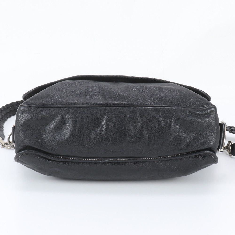 Gucci Crest Leather Shoulder Bag Crossbody Messenger Business — view 6