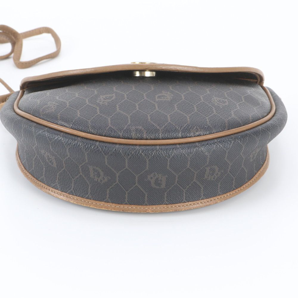 Dior Honeycomb Pattern Leather Shoulder Bag — view 6