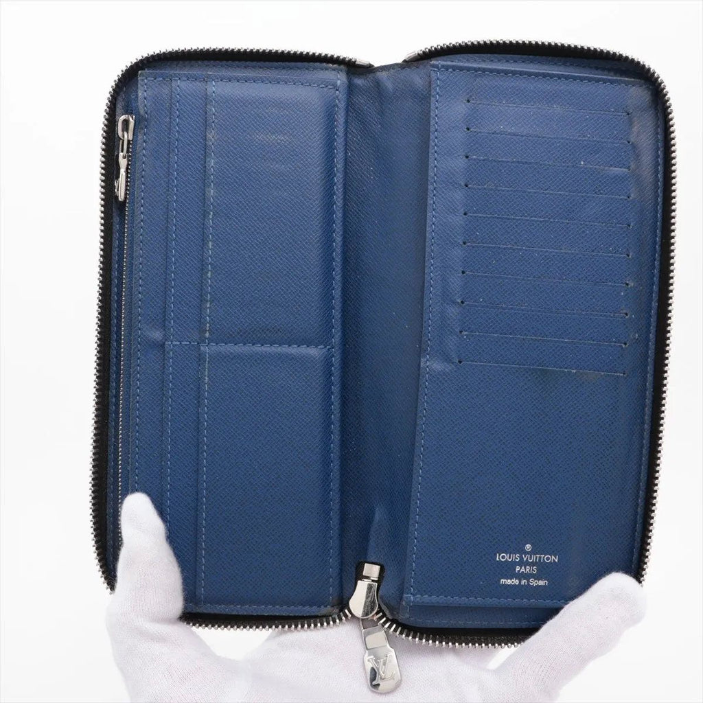 Louis Vuitton Taigarama Zippy Wallet with Vertical Leather — view 3