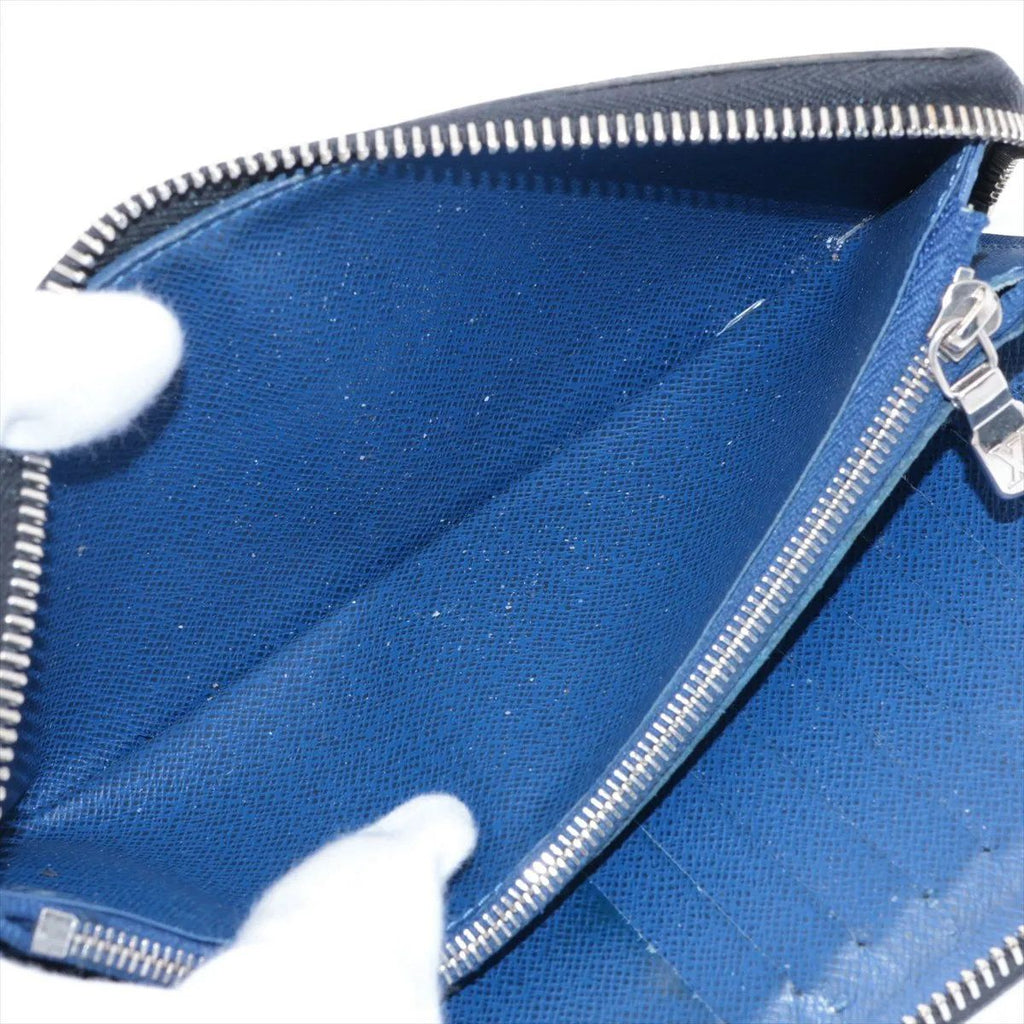 Louis Vuitton Taigarama Zippy Wallet with Vertical Leather — view 5