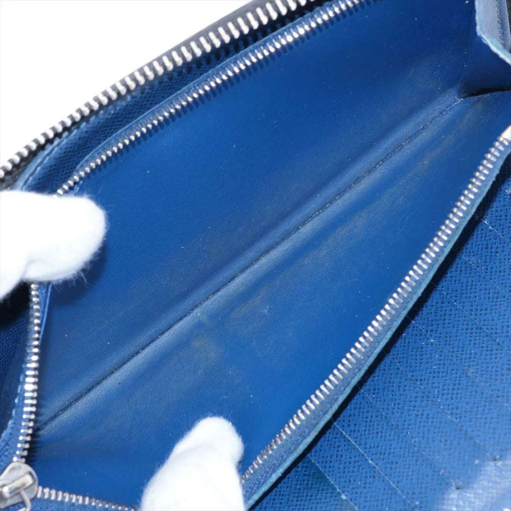 Louis Vuitton Taigarama Zippy Wallet with Vertical Leather — view 6