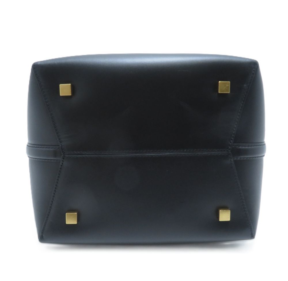 Saint Laurent le 37 Small Bucket Bag Black Leather — view 3