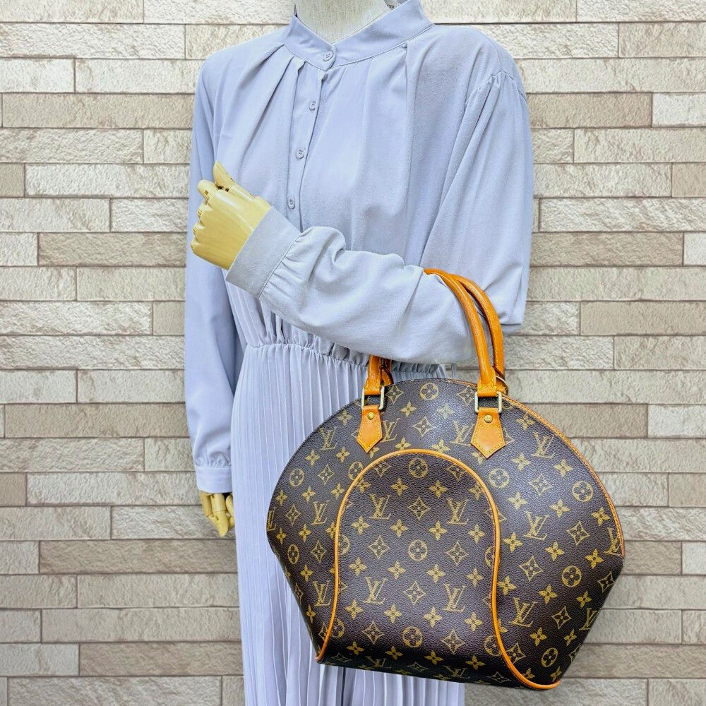 Louis Vuitton Ellipse MM Monogram Handbag Canvas Brown — view 2