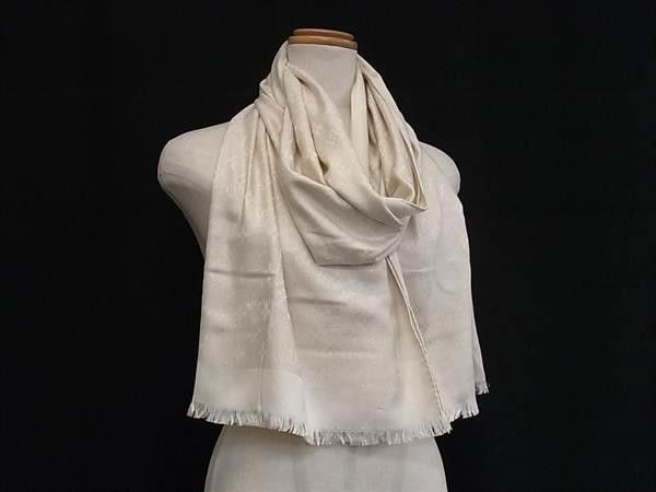 Louis Vuitton Shawl Ettor Monogram Shimmer Ivory Silk 93% Nylon 5% 2% Fringe — view 5