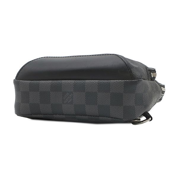 Louis Vuitton Belt Bag Avenue Damier Graphite Canvas Silver — view 3