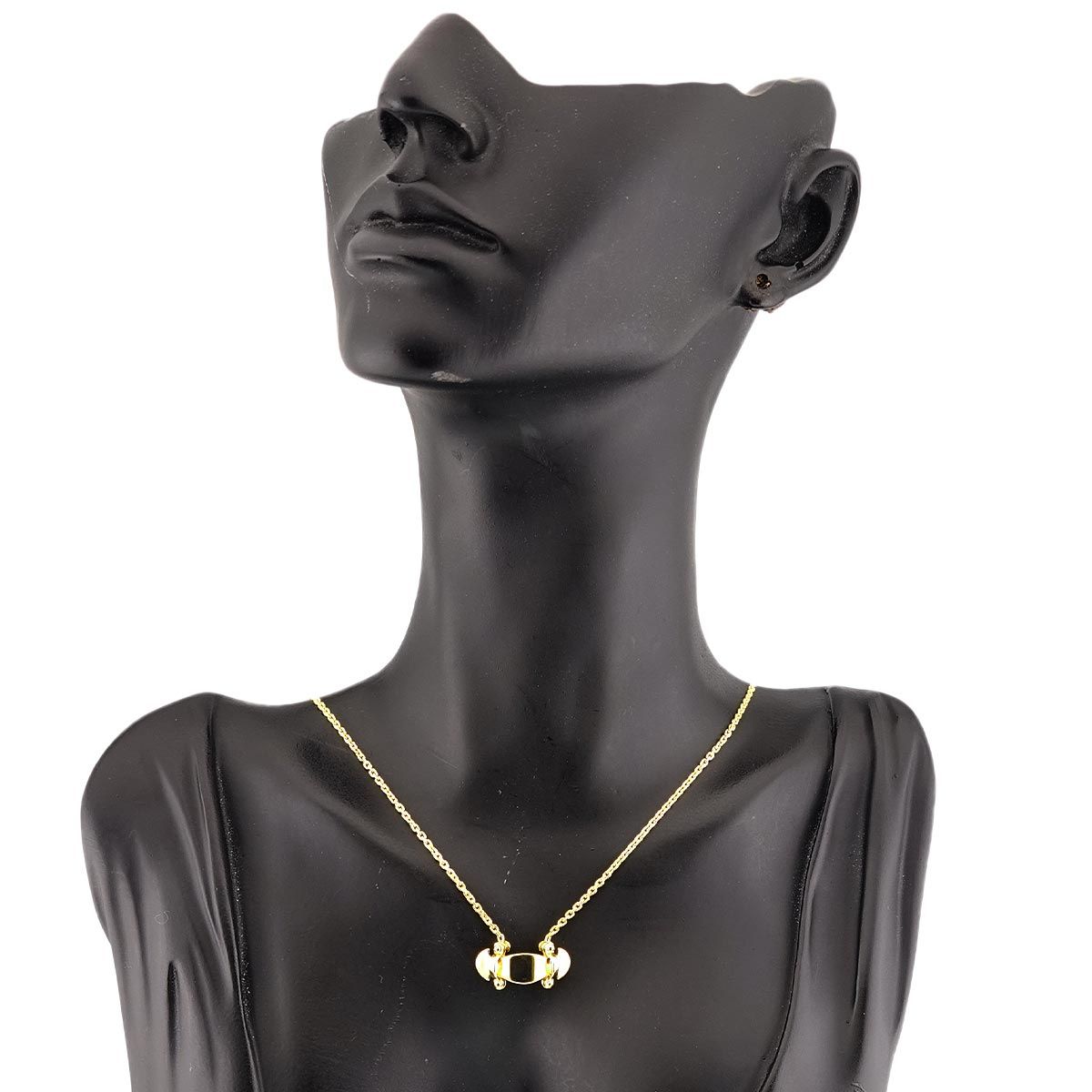 Louis Vuitton Stand by Me Necklace 18k Yellow Gold — view 6
