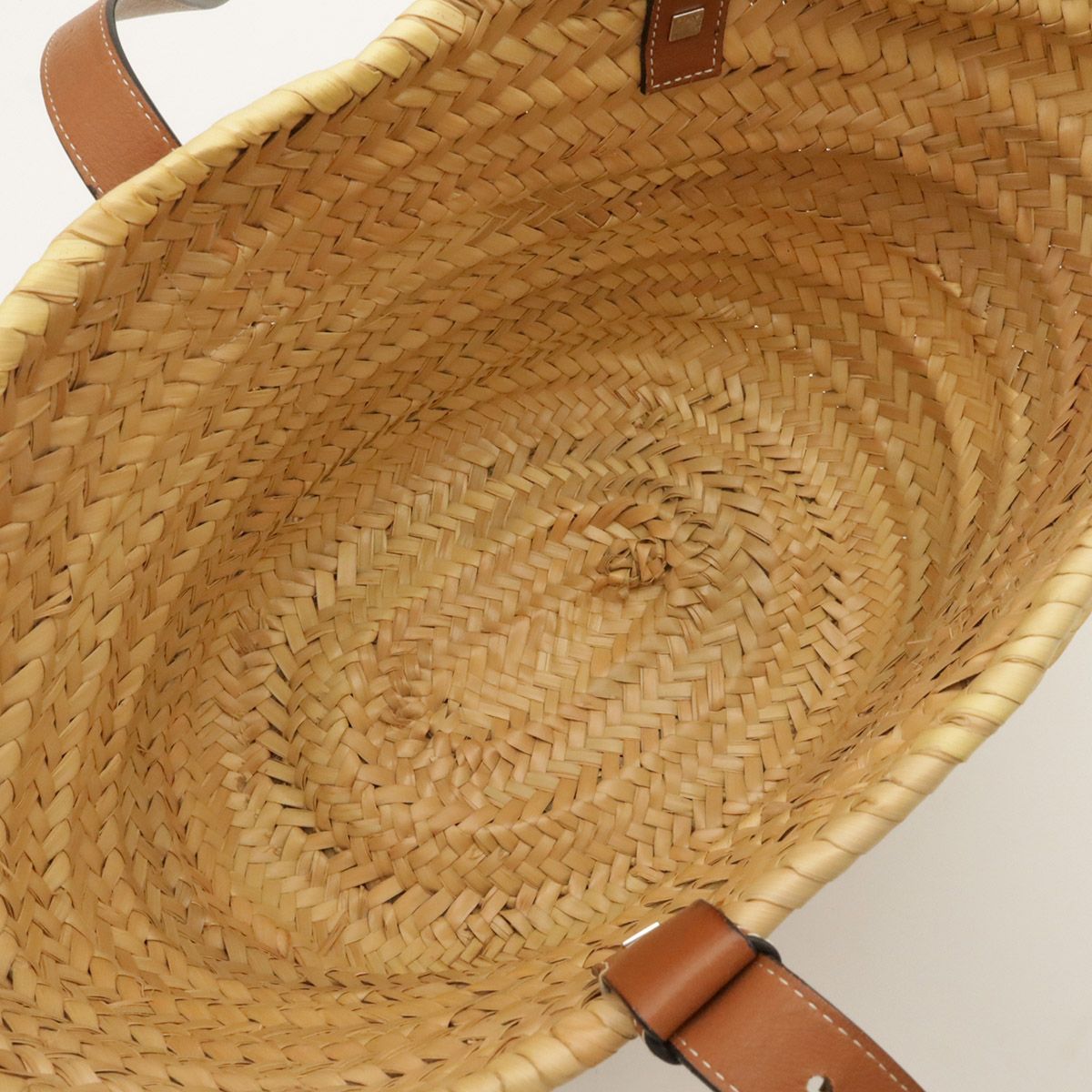 Loewe Basket Bag Large Handbag Palm Leaf Leather Natural Tan Brown — view 7