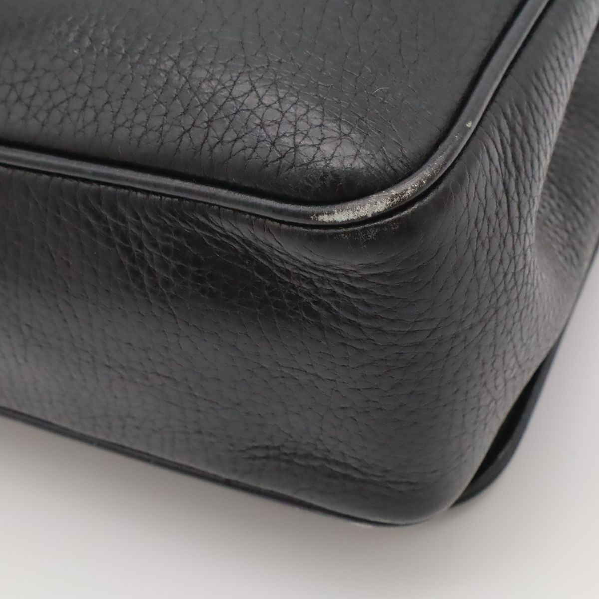 Celine Macadam Triomphe Logo Chain Shoulder Bag Pochette Vintage Leather Black — view 3