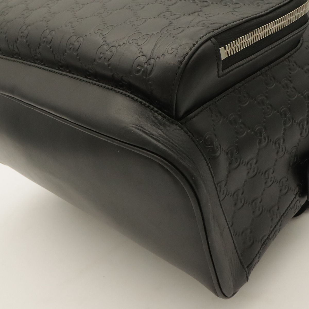 Gucci Guccissima Backpack Leather Black Silver — view 3