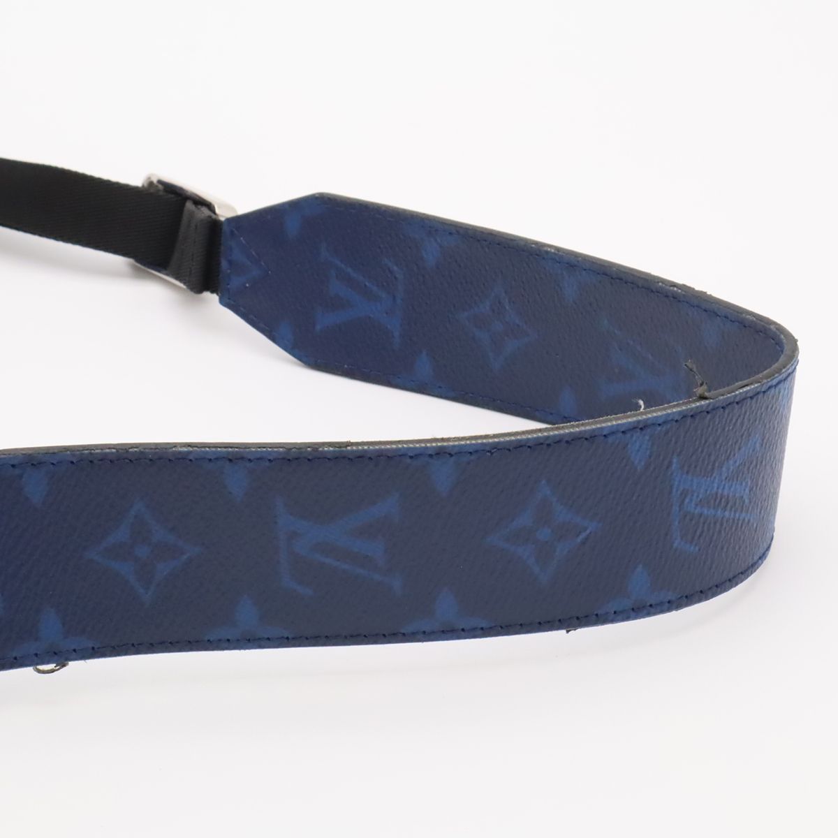 Louis Vuitton Taigarama Outdoor Messenger PM Shoulder Bag Crossbody Cobalt Blue — view 5