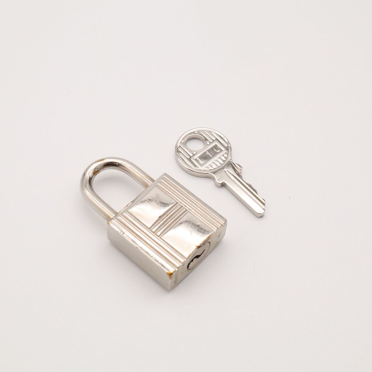 Hermes Picotin Lock PM Mini Bag Tote Taurillon Clemence Leather Etoupe Greige — view 7
