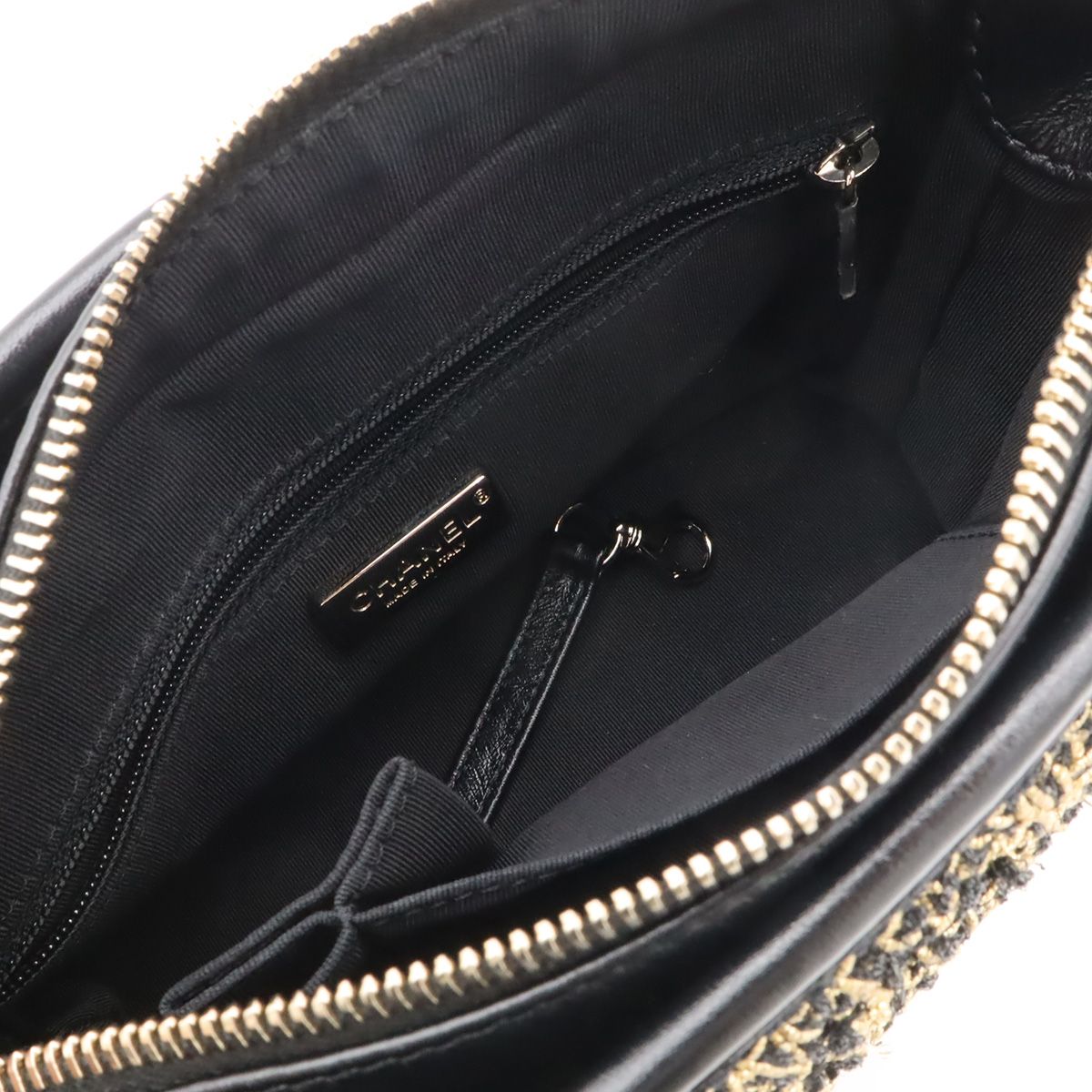 Chanel Gabrielle de Chanel Tweed Small Hobo Shoulder Bag Chain Gold Black — view 6