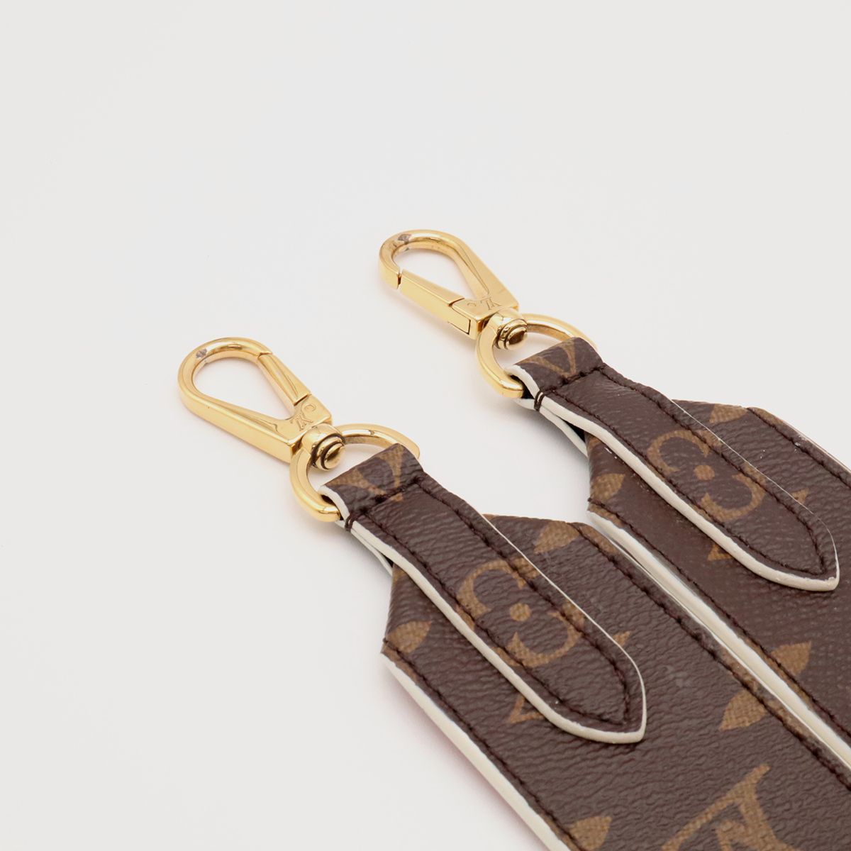 Louis Vuitton Monogram Shoulder Strap Only Red Gold — view 3