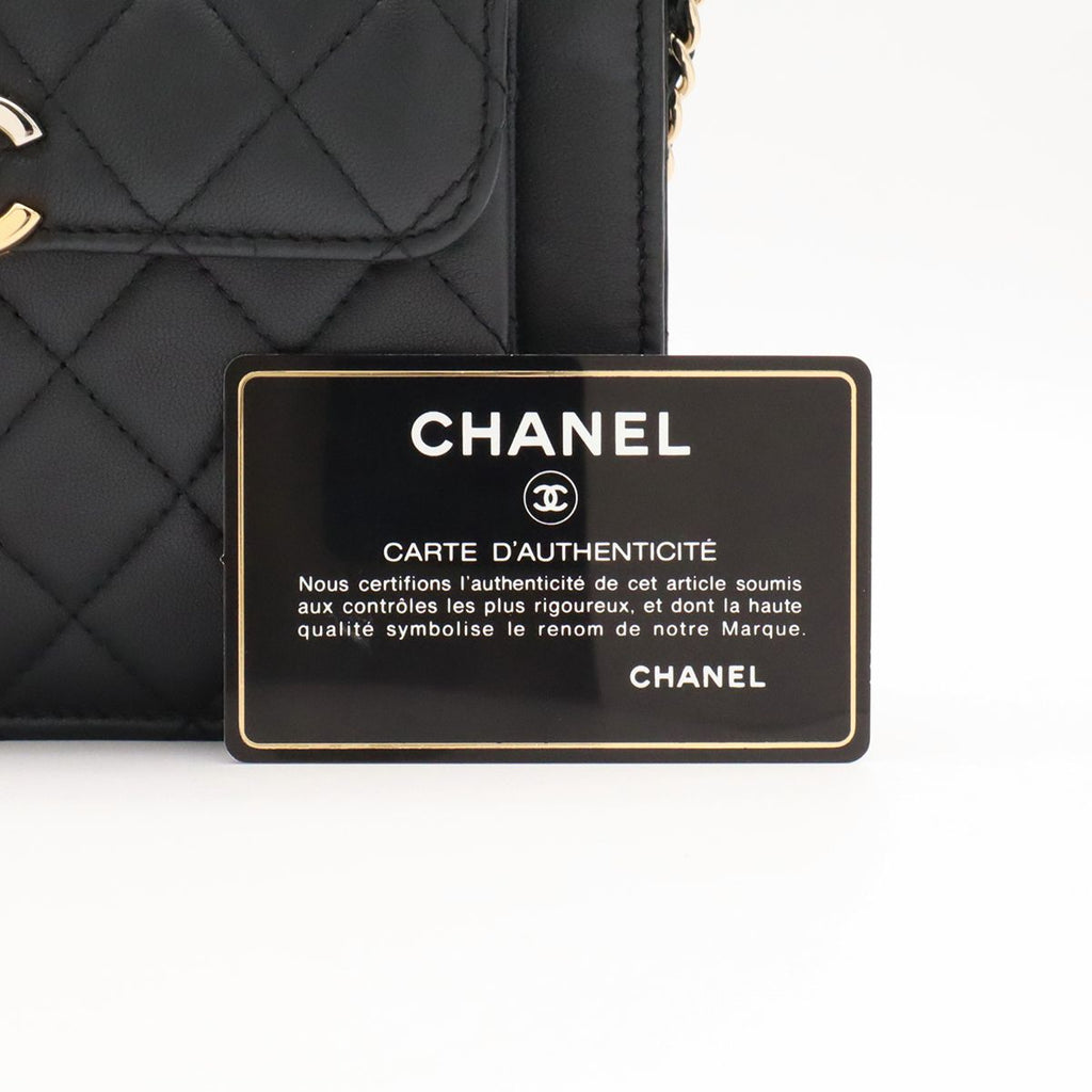 Chanel Quilted Chain Shoulder Bag Pochette Leather Black — view 3