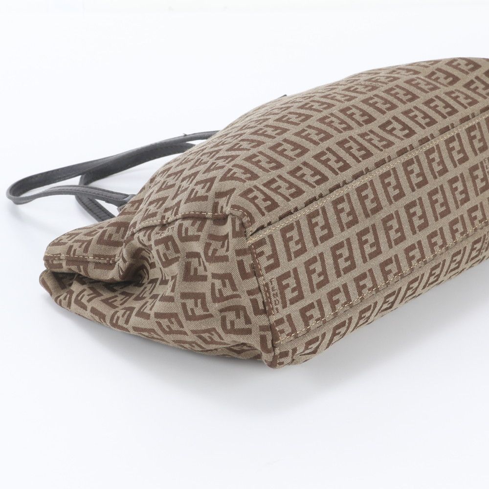 Fendi FF Zucchino Leather Handbag Tote Brown — view 5