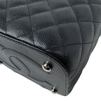 Chanel Vanity Shoulder Bag — view 8