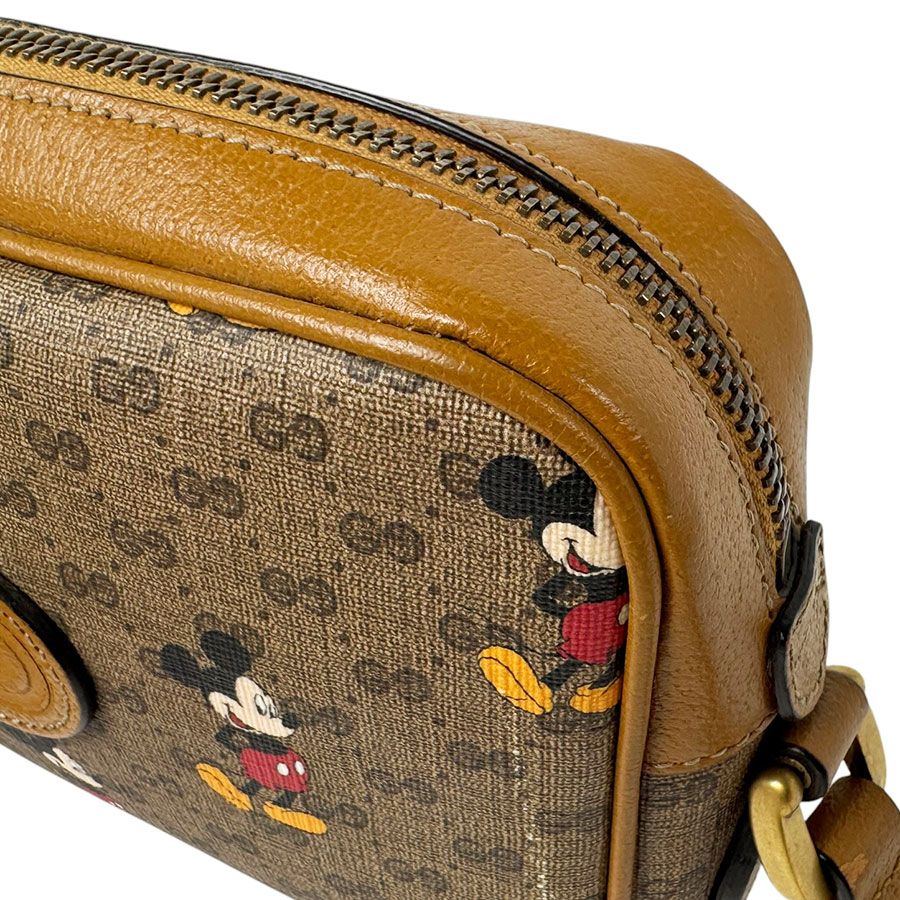 Gucci x Disney Crossbody Shoulder Bag — view 6