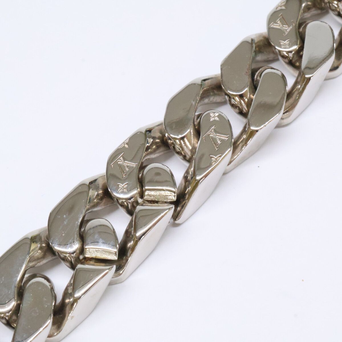 Louis Vuitton Bracelet Metal LV Chain Links — view 7