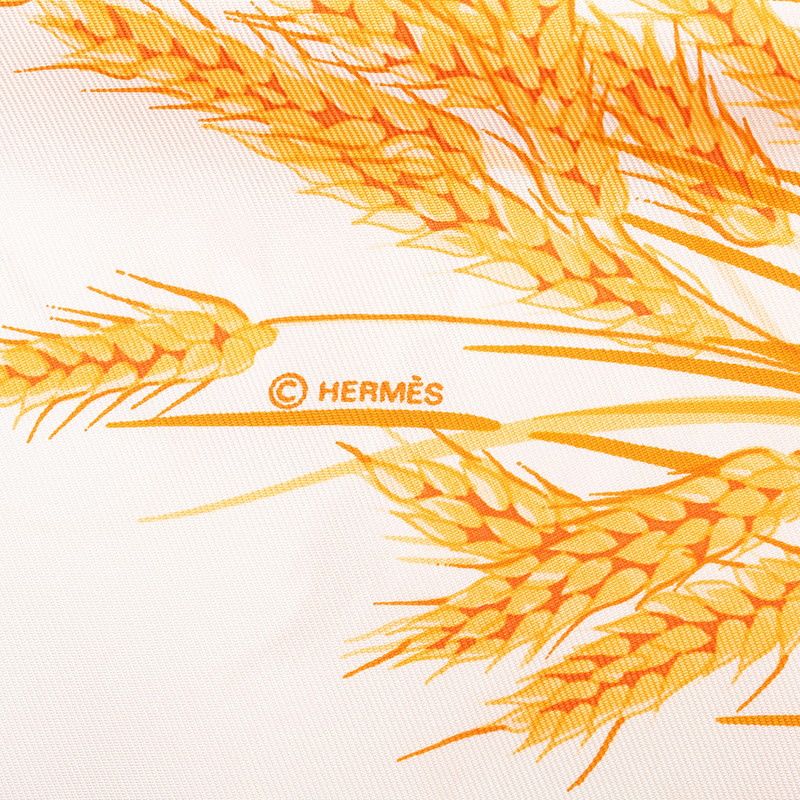 Hermes Carre 90 Lapins Dans Un Champ de Wheat Field and Rabbit Scarf Large — view 7