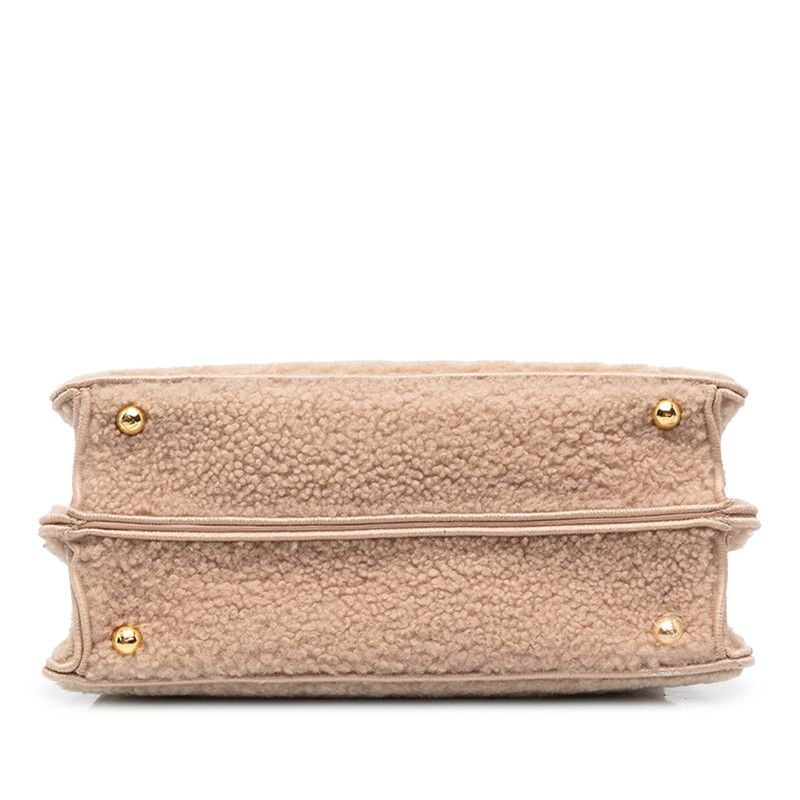 Fendi Peekaboo ISeeU Small Shoulder Bag Beige Pink Shearling — view 3