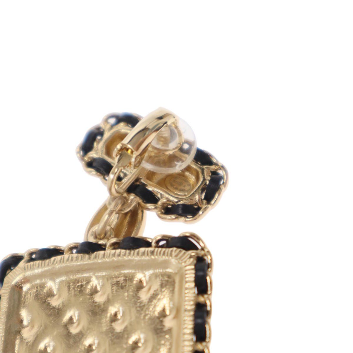 Chanel N5 Quilted Earrings Set Gold — view 3
