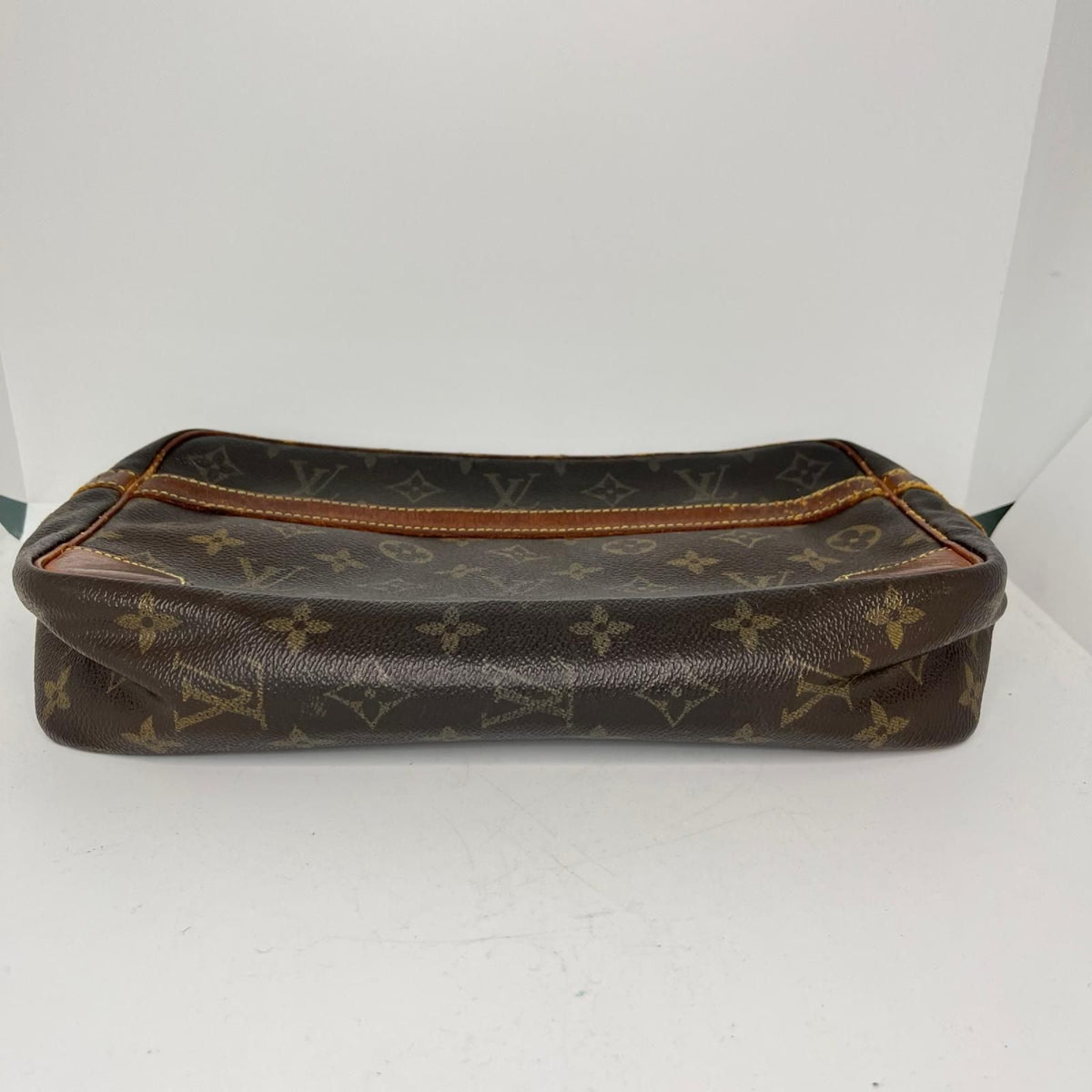Louis Vuitton Monogram Compiegne Second Bag Brown — view 4