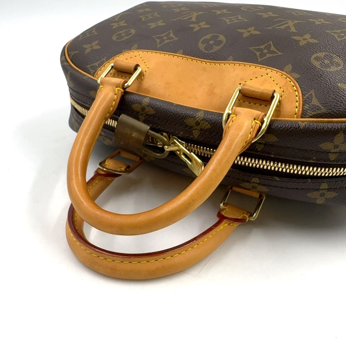 Louis Vuitton Monogram Leather Brown Handbag Gold — view 6