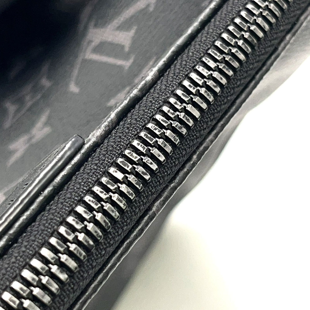 Louis Vuitton Pochette Accessoires XL Enabled Canvas Black Shoulder Bag — view 6