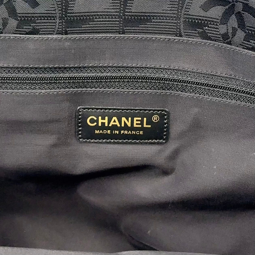 Chanel New Travel Line MM Leather Nylon Black Tote Bag Gold — view 4