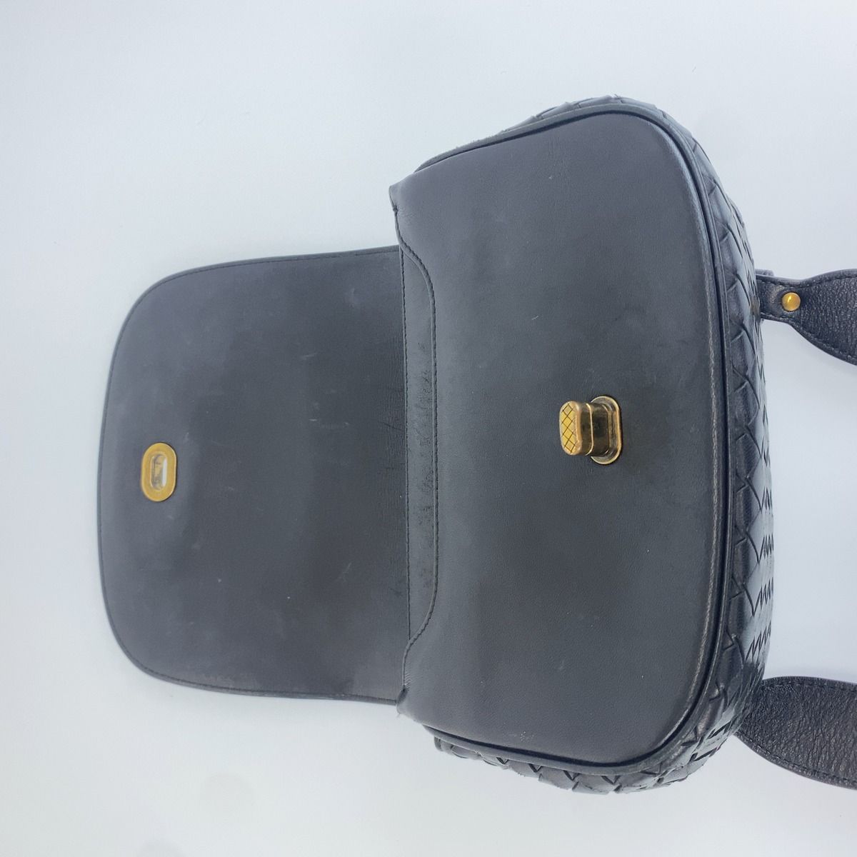Bottega Veneta Intrecciato Black Gold Leather Crossbody Shoulder Bag — view 6