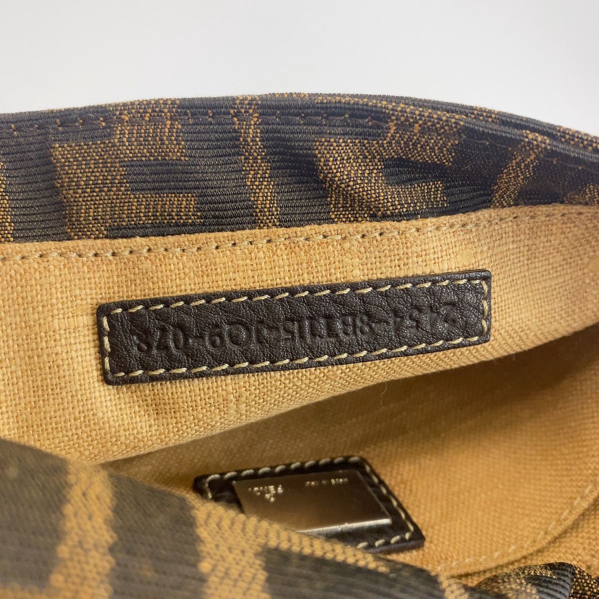 Fendi Selleria Zucca Pattern Brown Canvas Leather Crossbody Shoulder Bag — view 7