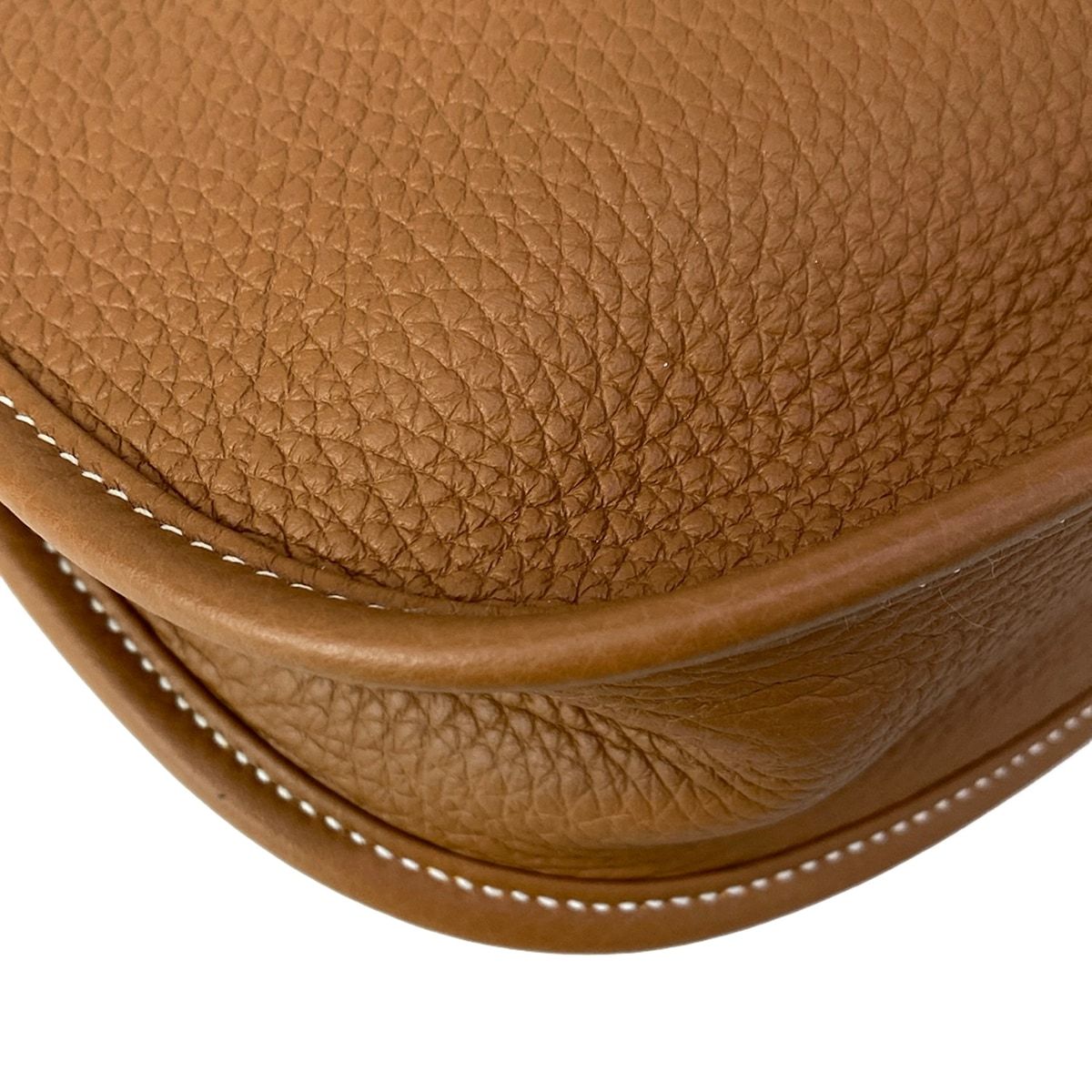 Hermes Shoulder Bag Evelyne 3 III PM Gold Silver — view 6