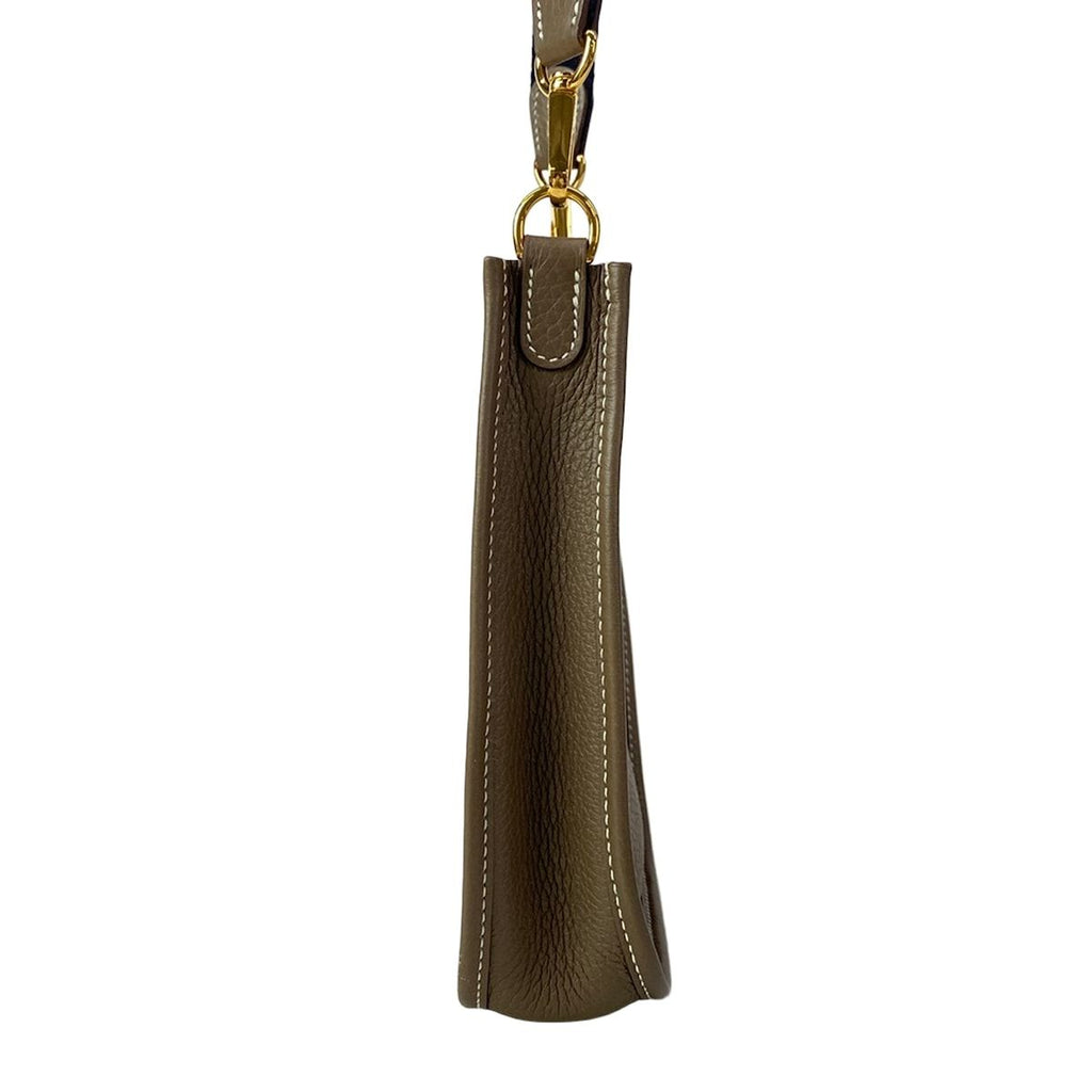 Hermes Shoulder Bag Evelyne TPM Etoupe Gold — view 4