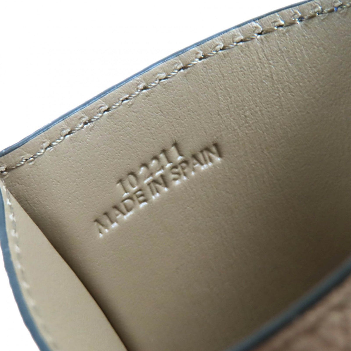 Loewe Signature Plain Cardholder Card Case Logo Leather — view 8