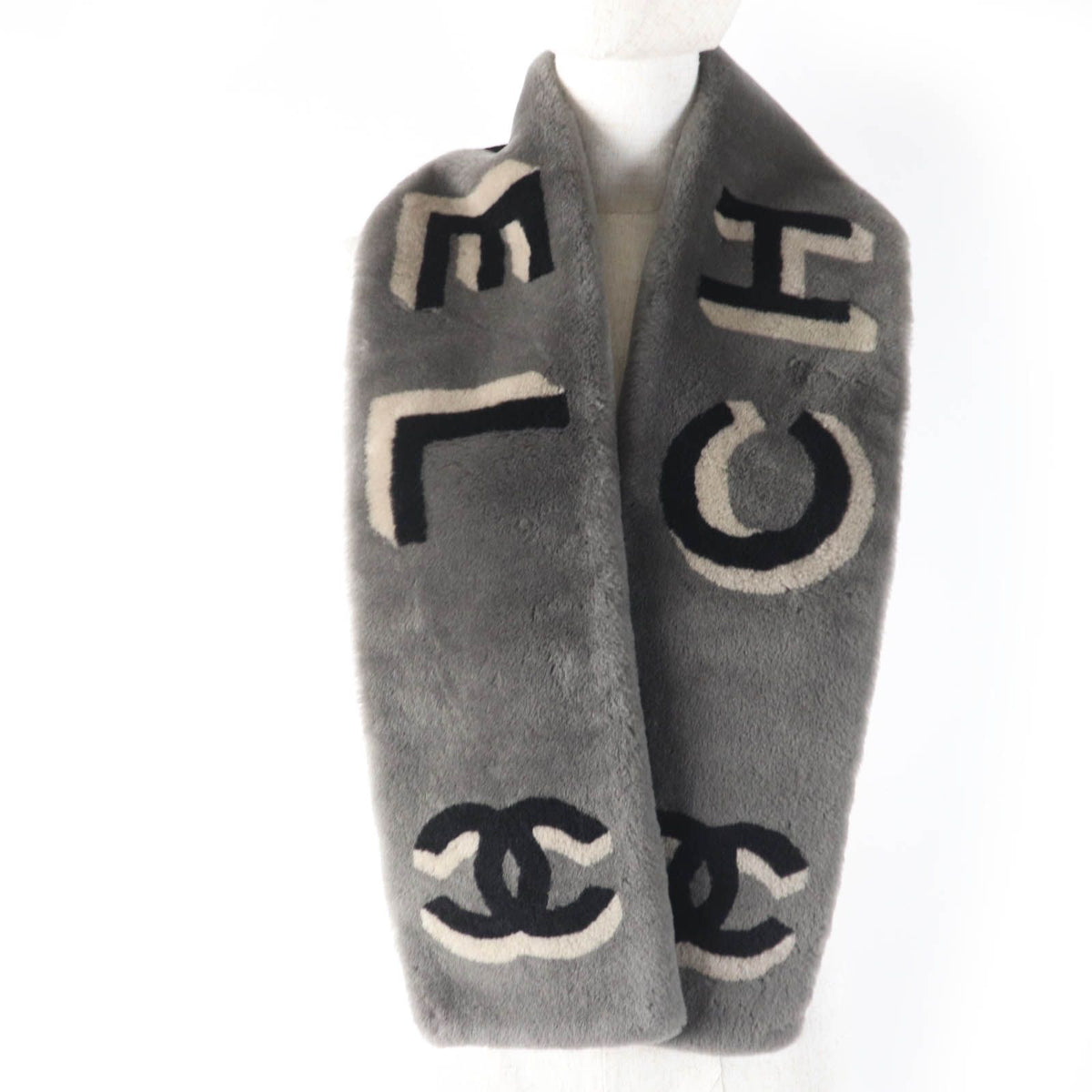 Chanel 20B Shearling Lining Cashmere CC Logo Design Tippet Shawl Gray Scarf — view 4