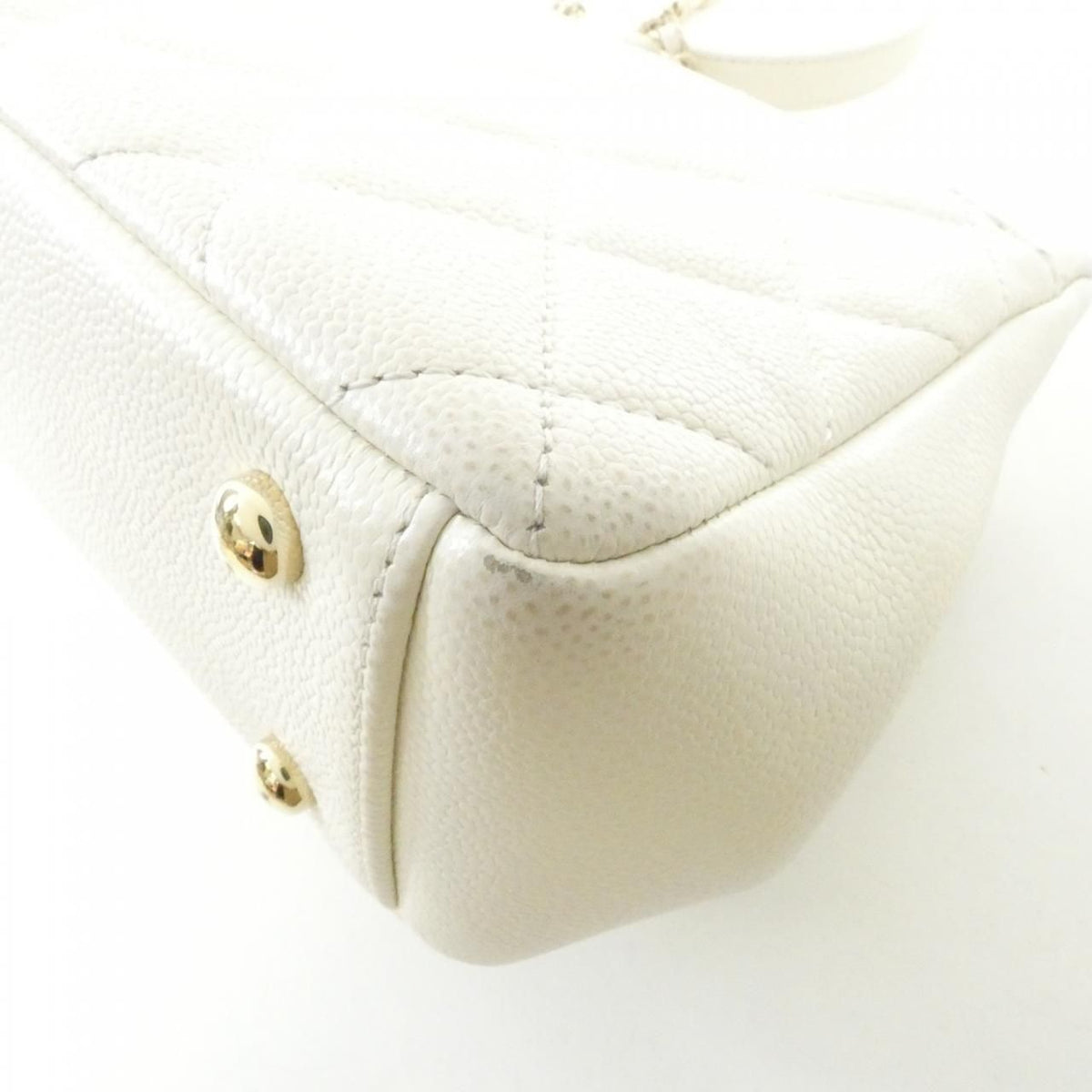 Chanel Bag Handbag White — view 3